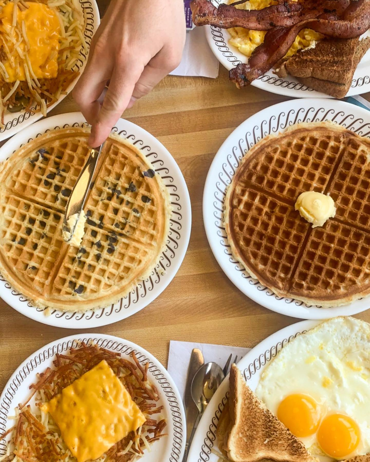 https://whatnowcolumbus.com/wp-content/uploads/sites/34/2023/06/Waffle-House-Files-Plans-to-Open-a-New-Location-in-Centerville.jpg