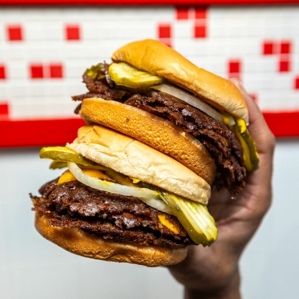 Steakburger and Frozen Custard Chain Eyes Late Summer Opening in Englewood