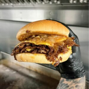 Smash Burger Food Truck Announces Its Opening a Brick and Mortar in Brewery District
